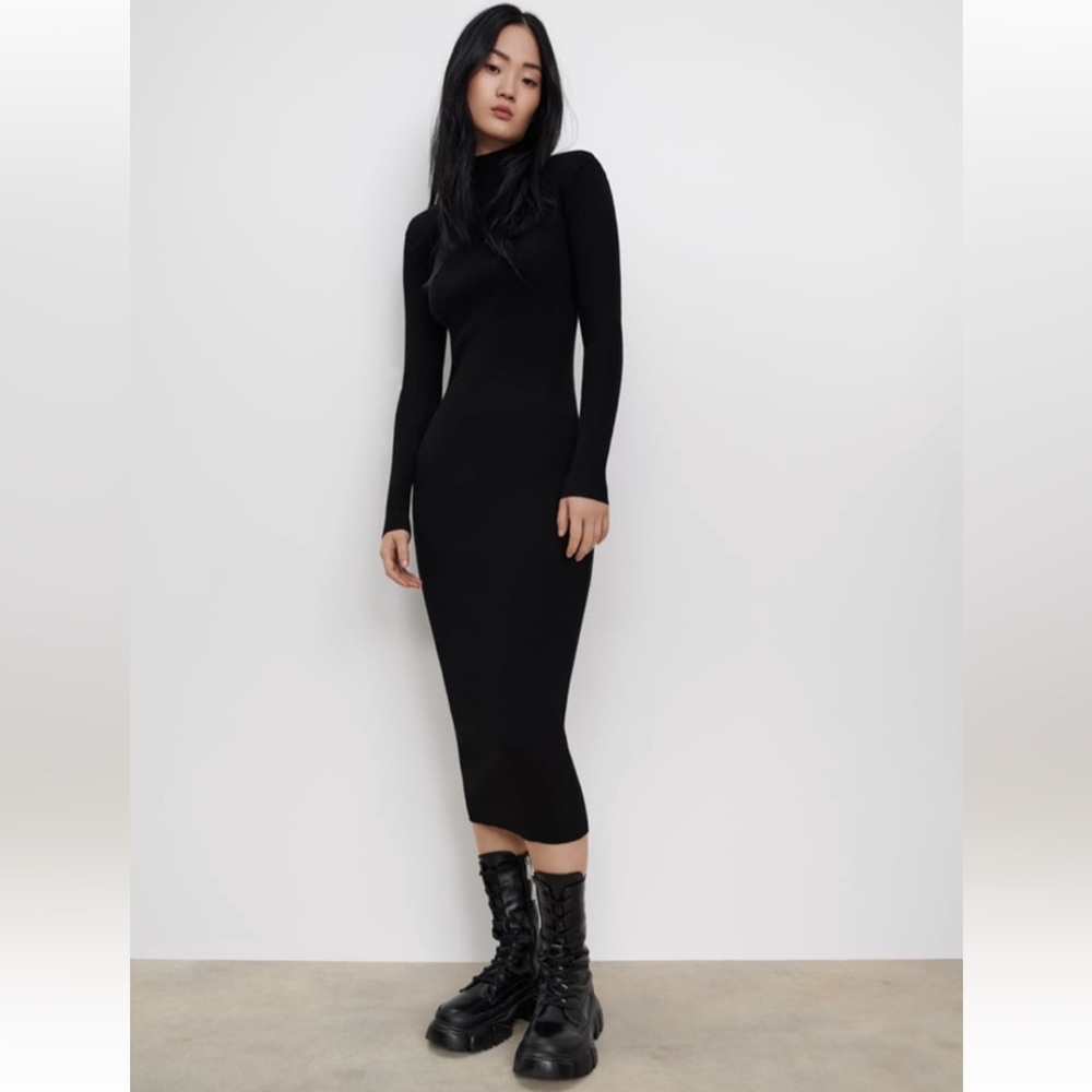 NWT - ZARA Shoulder Pad Knit Dress